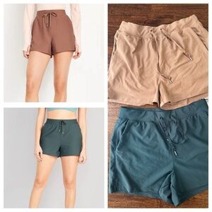 Set of 2 Old Navy Active powersoft 3” high rise go dry shorts in green & taupe